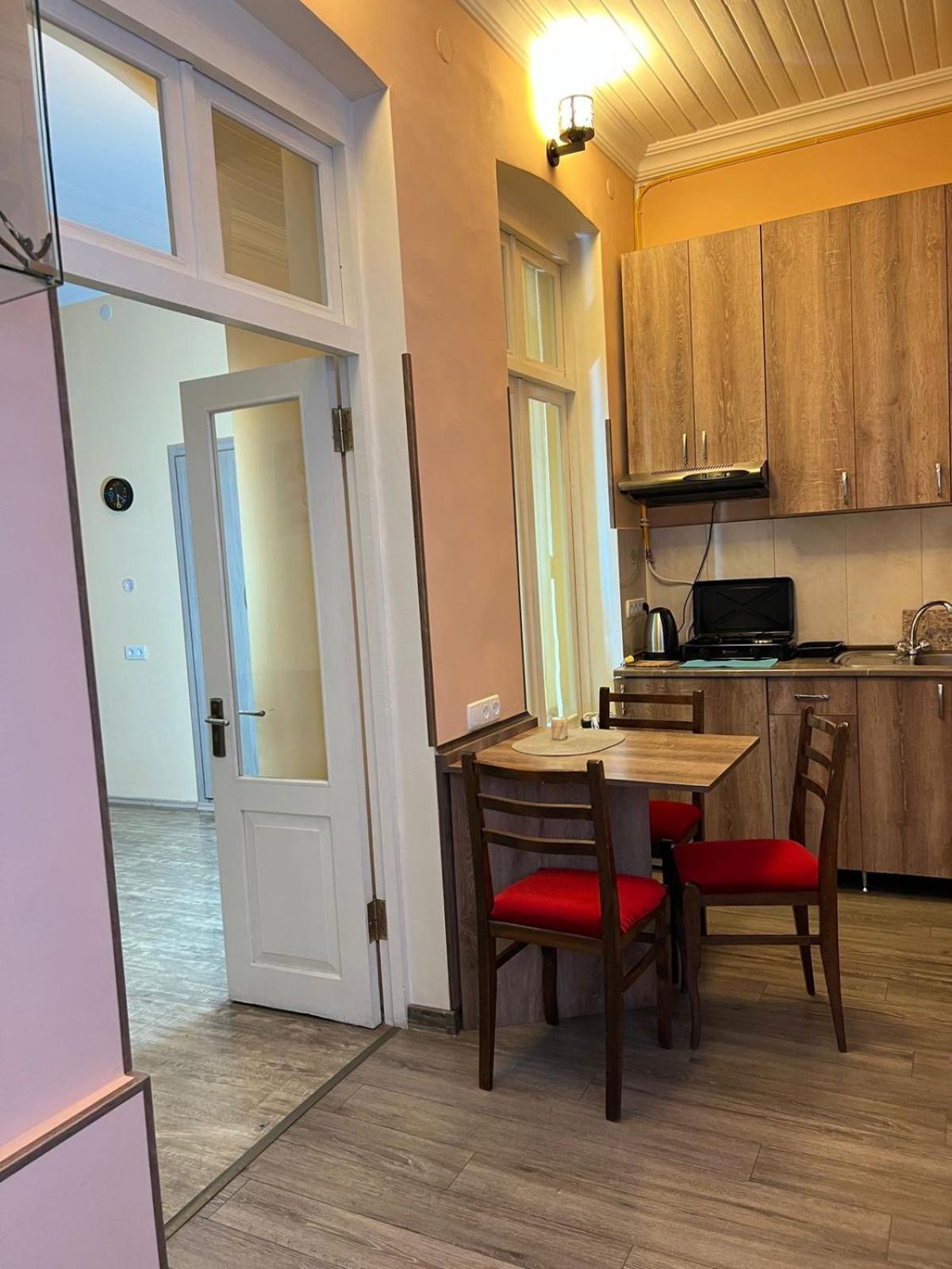 Sayat Nova Apartments Tbilisi ภายนอก รูปภาพ