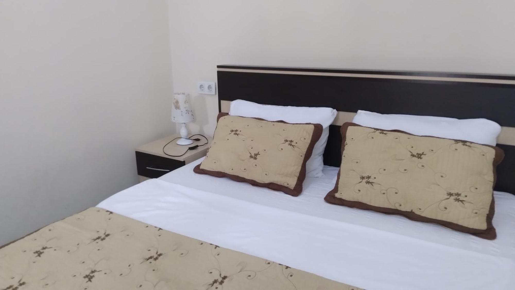 Sayat Nova Apartments Tbilisi ภายนอก รูปภาพ