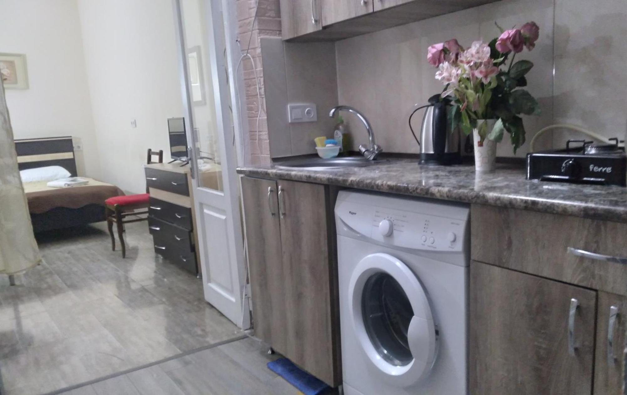 Sayat Nova Apartments Tbilisi ภายนอก รูปภาพ